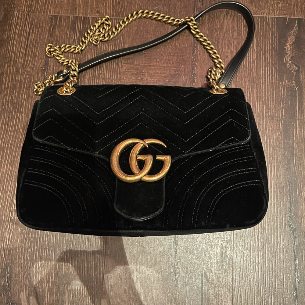 Gucci Medium Marmont Shoulder Bag Black